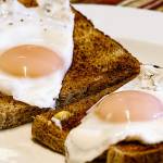 Czy białko i zółtko jajka wolno jeść osobno?