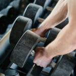 Ćwiczenia na siłowni: trening dla ciała i duszy